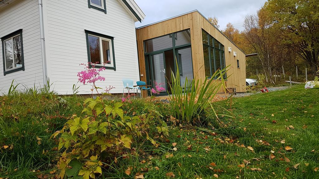 Gamtunet Lyngen Svensby Exterior photo